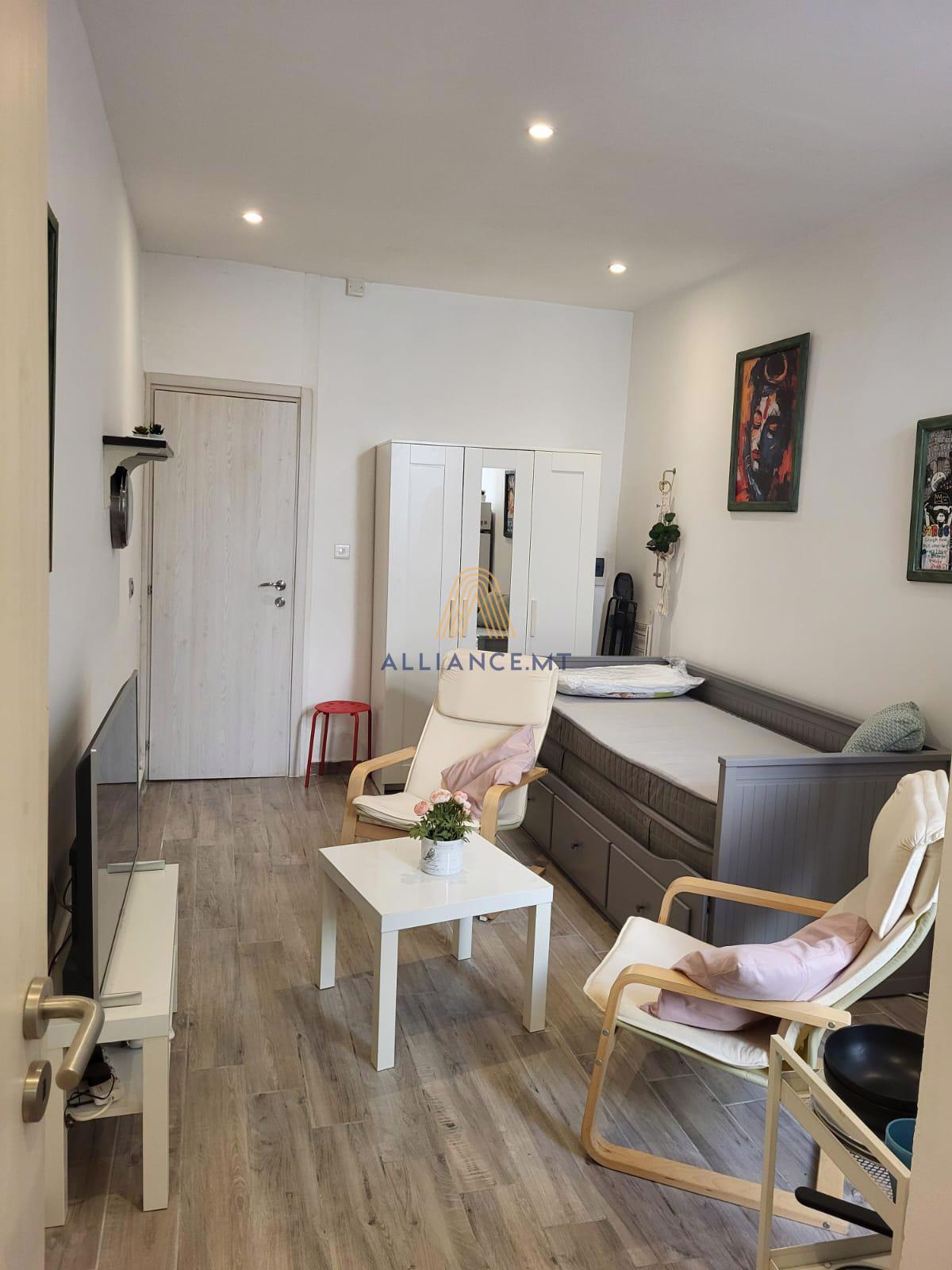 1 Bedroom Apartment (Studio) for Rent in Sliema — Sliema, Malta — photo 2