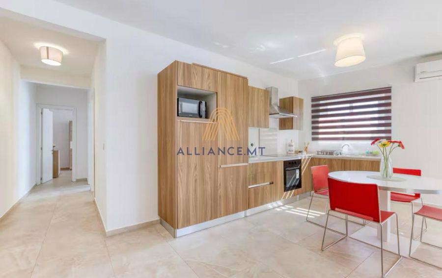 2 Bedroom Apartment for Rent in Sliema — Sliema, Malta — photo 2