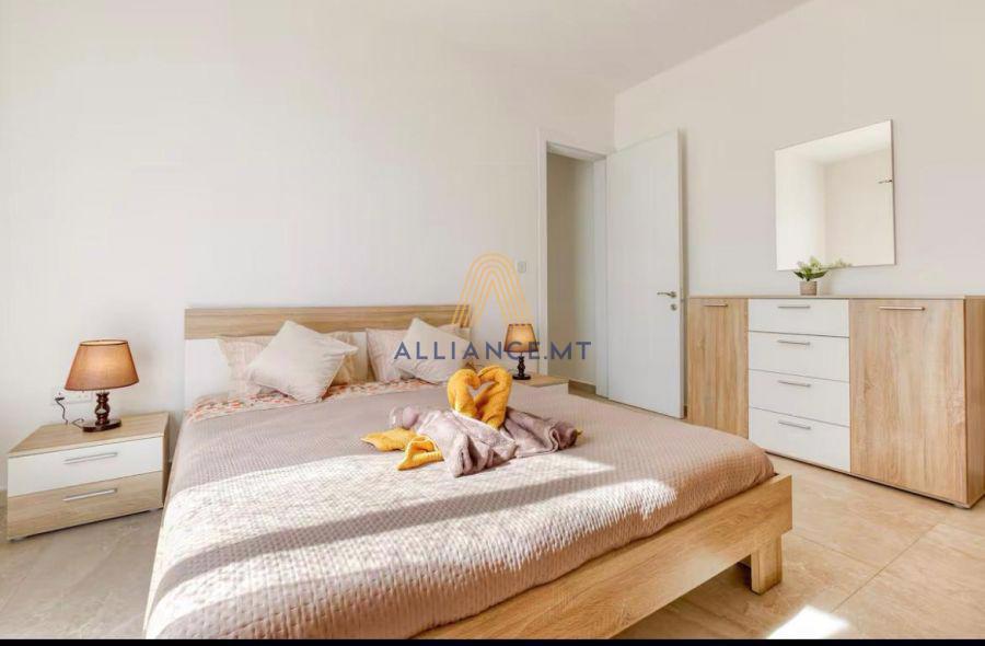 2 Bedroom Apartment for Rent in Sliema — Sliema, Malta — photo 4