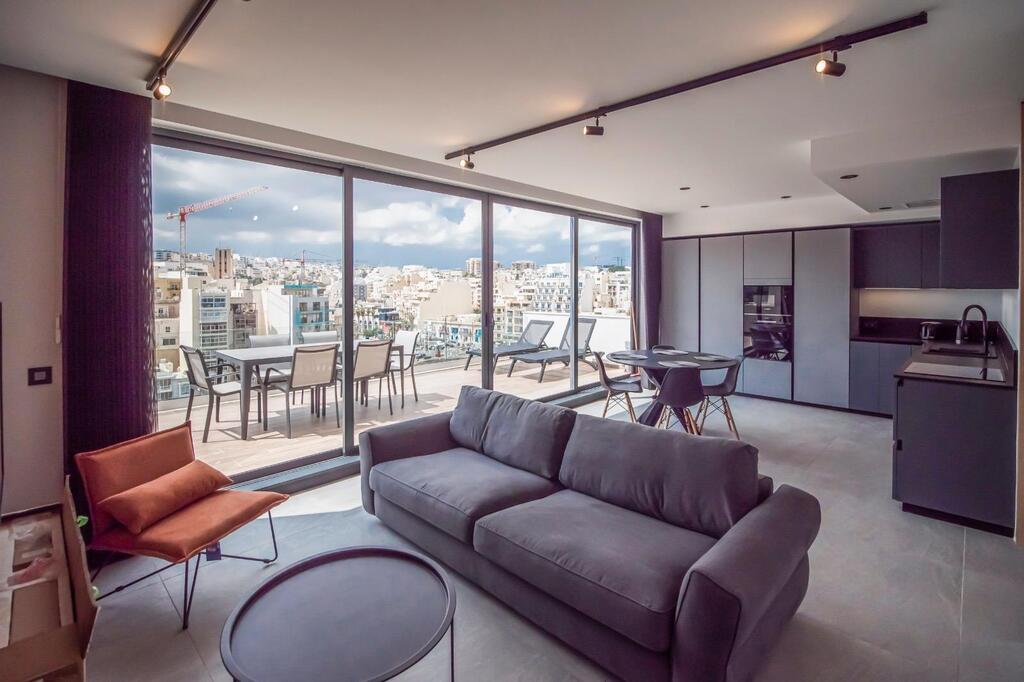 St Julians Penthouse — St Julian's, Malta — photo 3