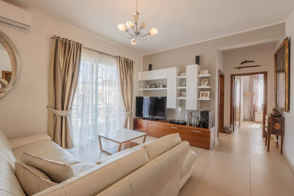 St Julians Apartment — St Julian's, Malta — photo 2
