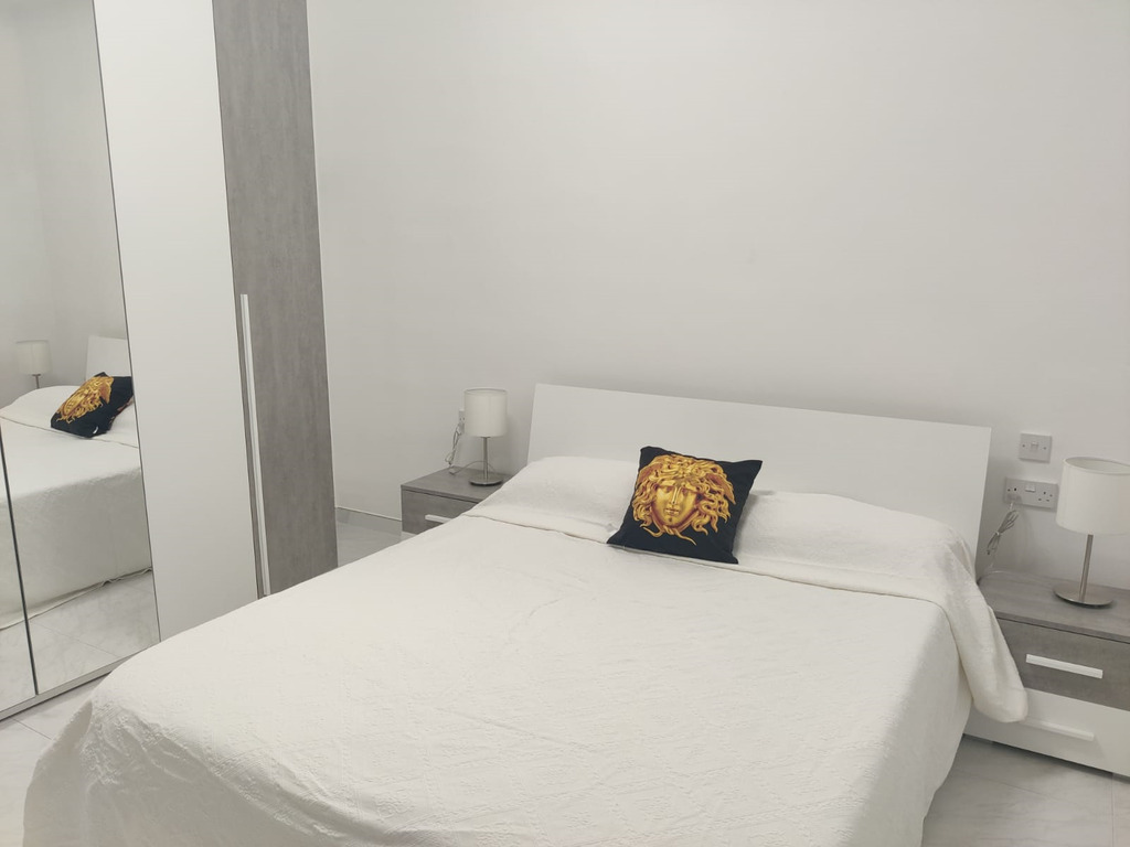 Sliema Apartment — Sliema, Malta — photo 4