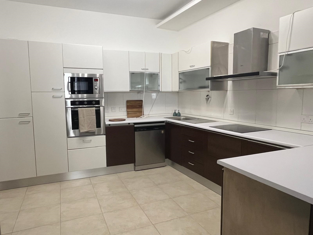 Sliema Apartment — Sliema, Malta — photo 2