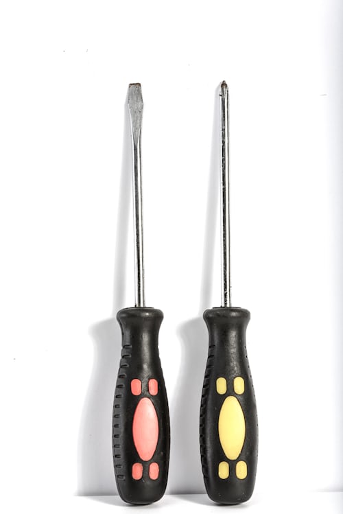 Screwdriver Set (Phillips & Flathead)