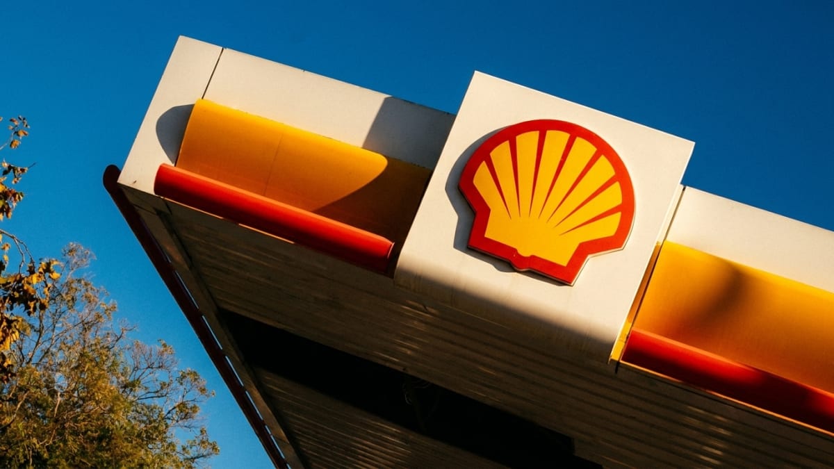 Shell profits double to $9.8bn as Iran war lifts oil prices