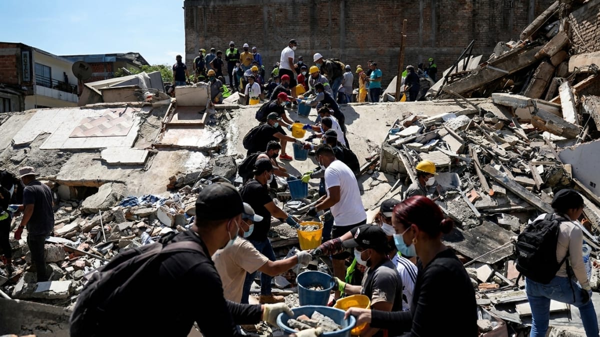 Colombia quake toll passes 224 dead, 3,000 missing