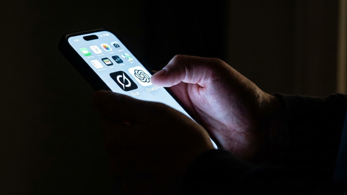Chatbots help terrorists design bombs, Cambridge finds