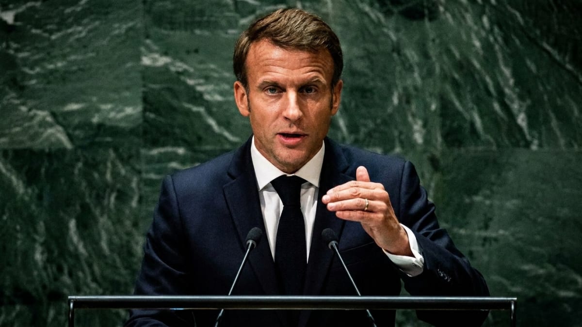 Macron pitches an AI model free of Washington and Beijing