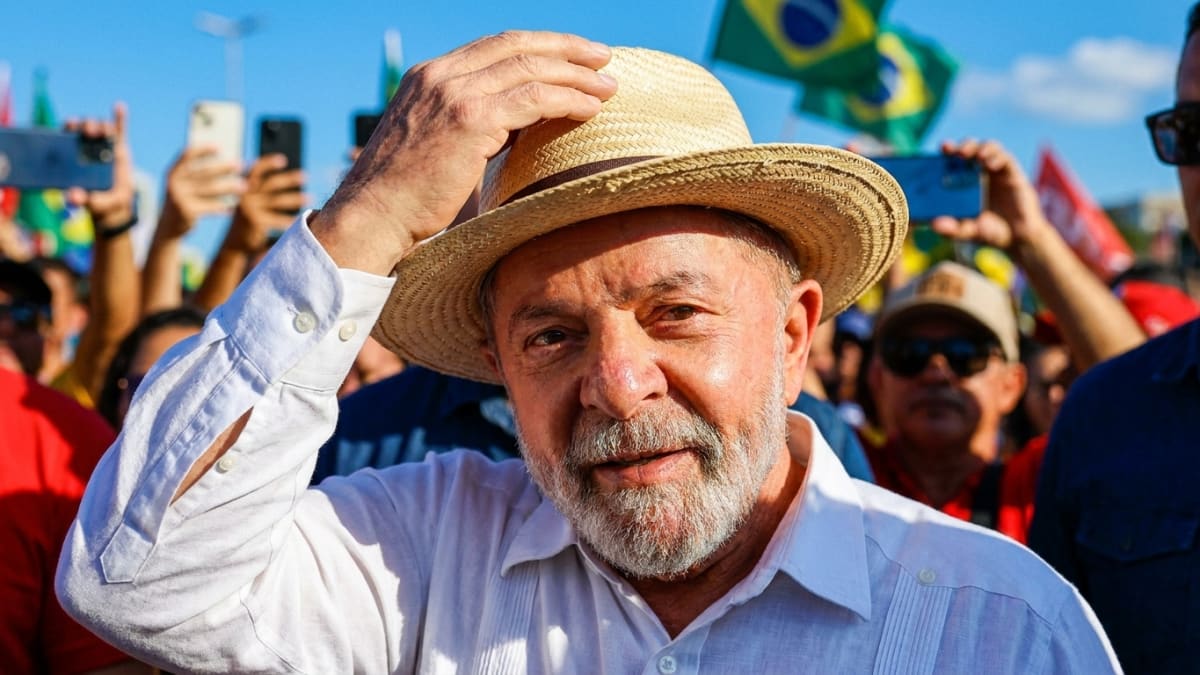 Court orders Meta to answer claims it blocked Lula's Instagram ads