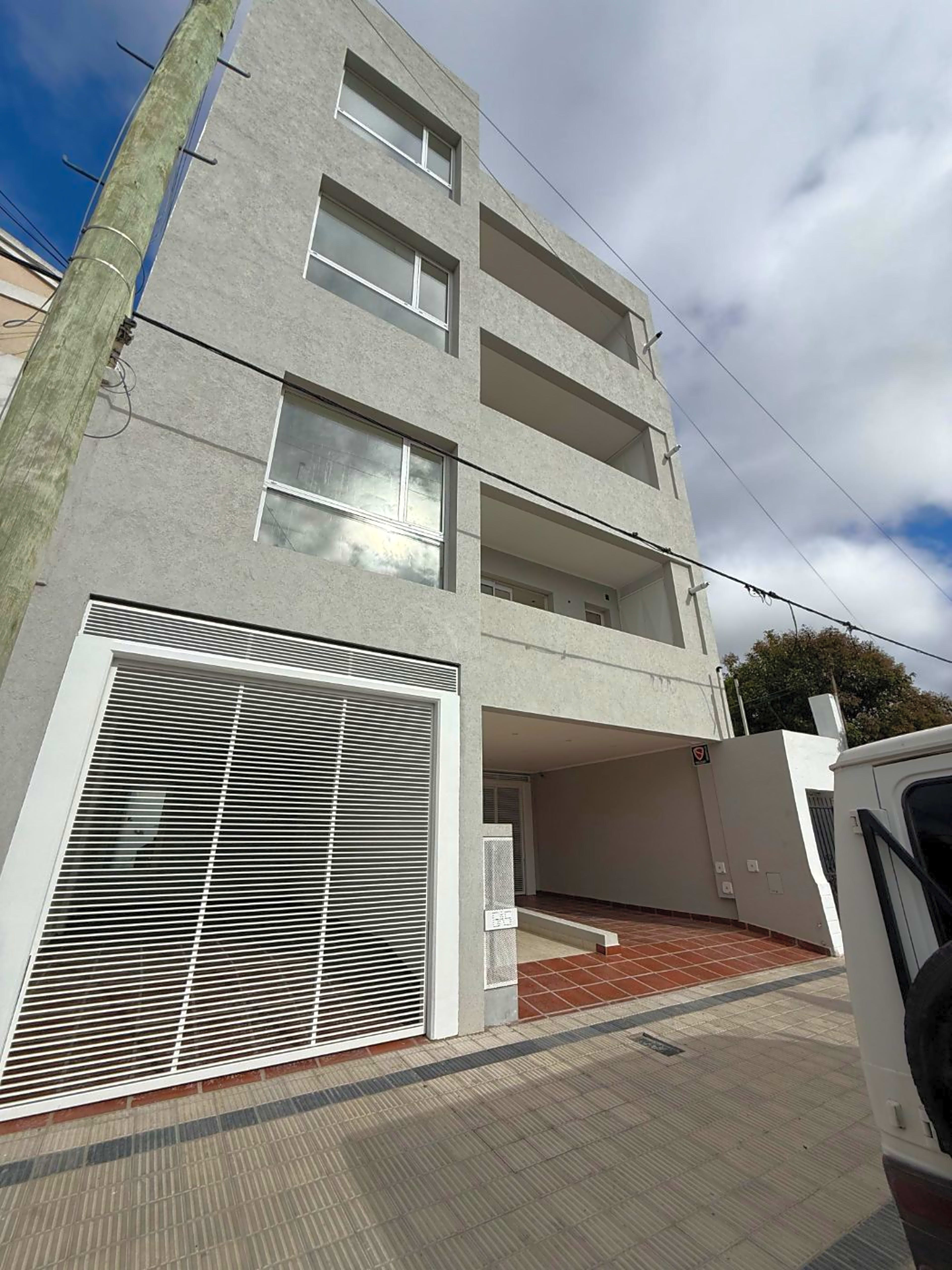 Imagen de 14 de julio 868, Tandil