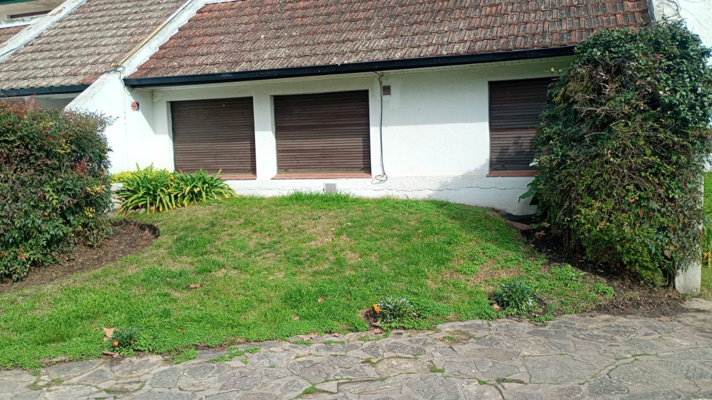 casa en AV AVELLANEDA Y AV SANTAMARINA. BARRIO CUCU, , Tandil en alquiler a ARS 950.000
