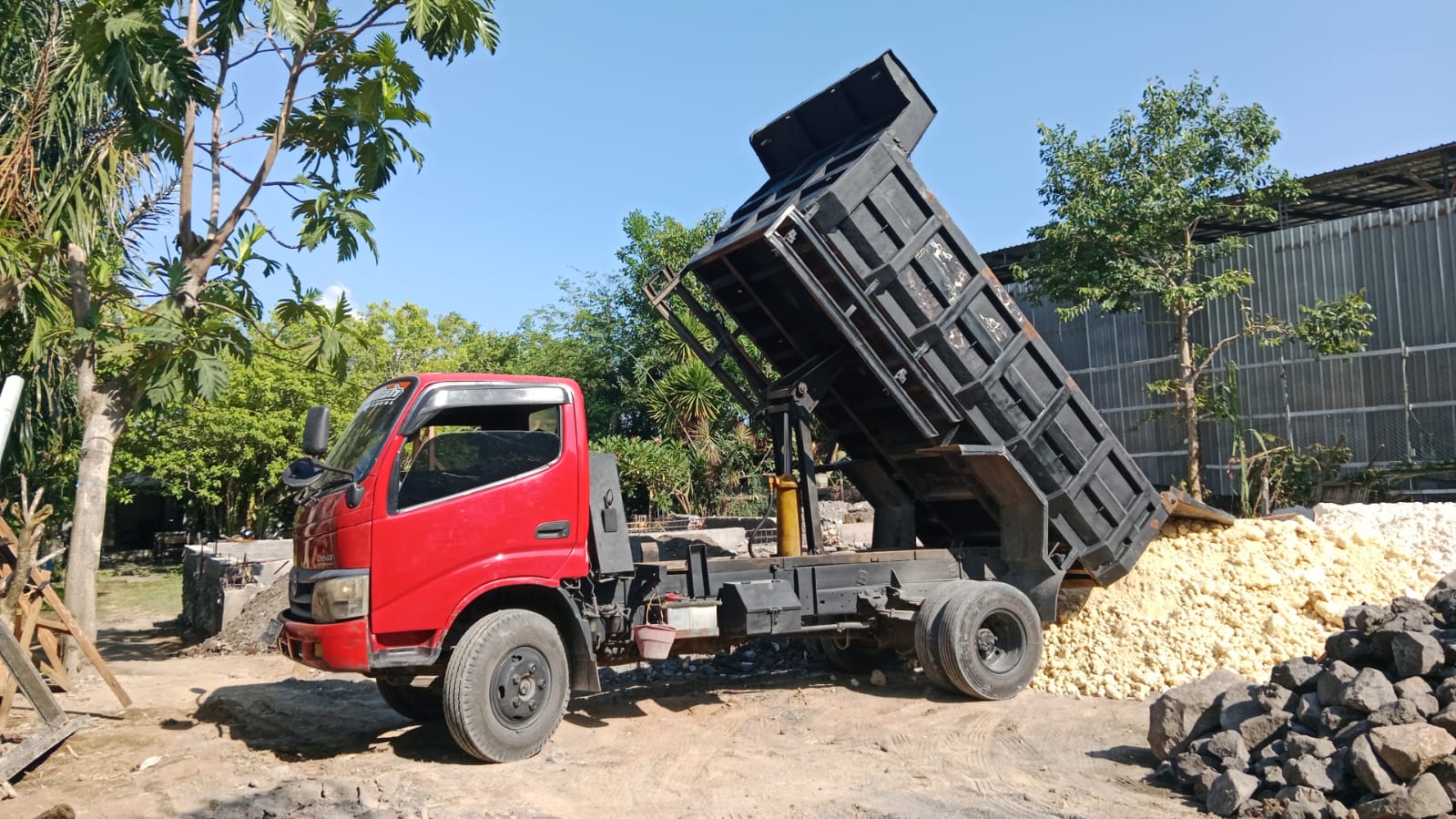 Building Demolition – Bali Limestone service