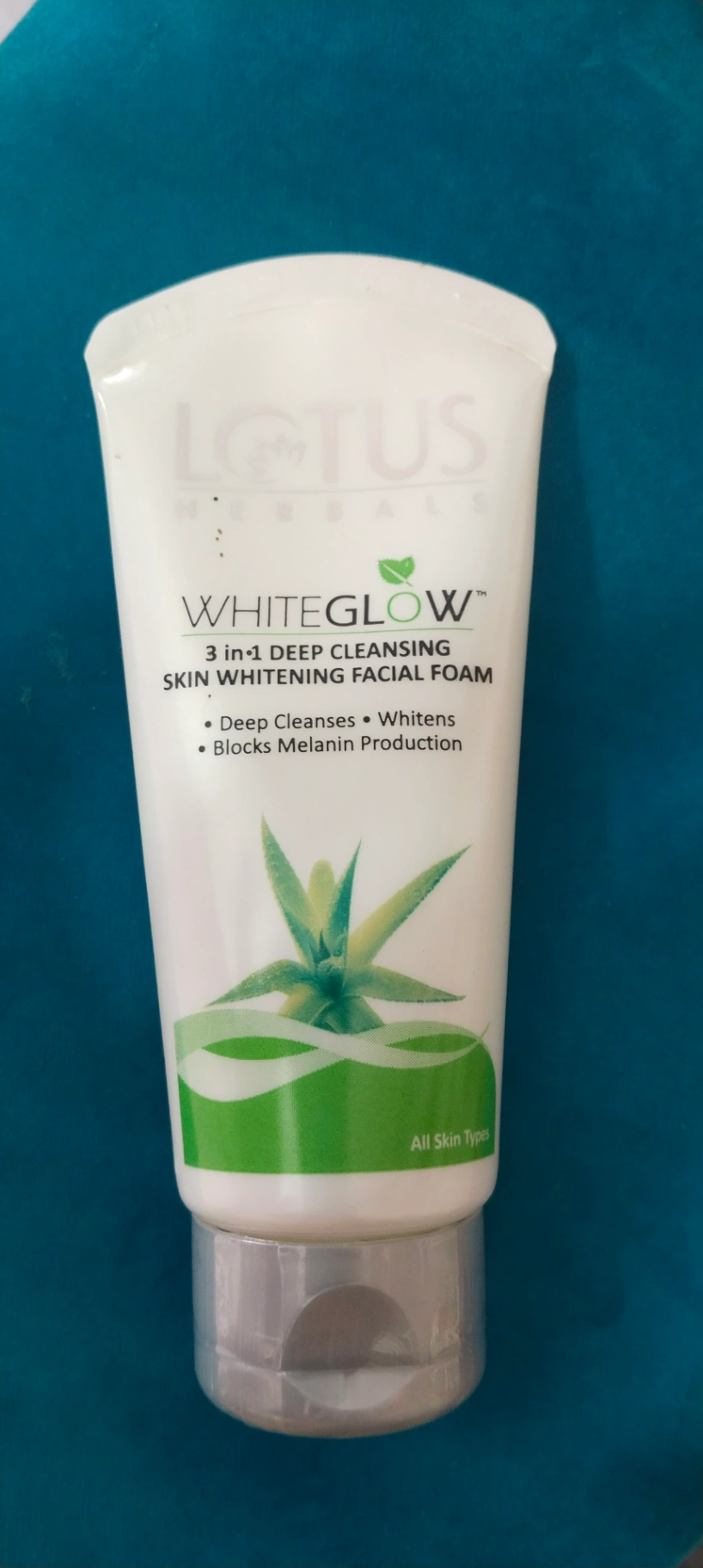 Lotus Herbals WhiteGlow 3 in 1 Deep Cleansing Skin Whitening Facial Foam | With Milk Enzymes & Aloe Vera