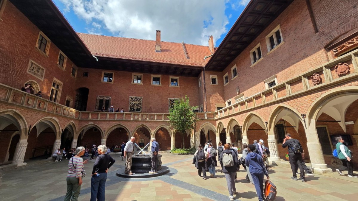 (05) Université Cracovie