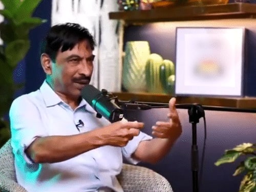 ASIના પૂર્વ અધિકારી: મુસ્લિમો મથુરા-જ્ઞાનવાપી પર દાવો છોડે, આ હિંદુઓ માટે મક્કા-મદીના જેવા છે.