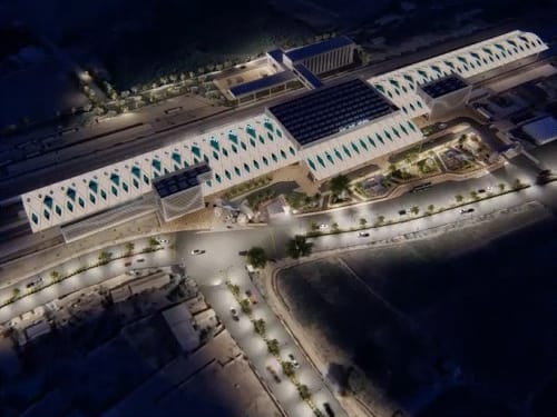 ગુજરાતના એક રેલવે સ્ટેશનમાં આખા EIFFEL TOWER જેટલું સ્ટીલ વપરાયું: 11 હજારથી વધુ પેસેન્જર સમાઈ શકશે.