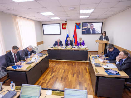 Общая сумма расходов бюджета Магаданской области увеличена на 2 млрд рублей и составляет 59,5 млрд рублей