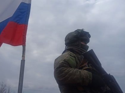 В магаданской «вечерняя» школе откроют Парту Героя в честь выпускника Александра Пахомова