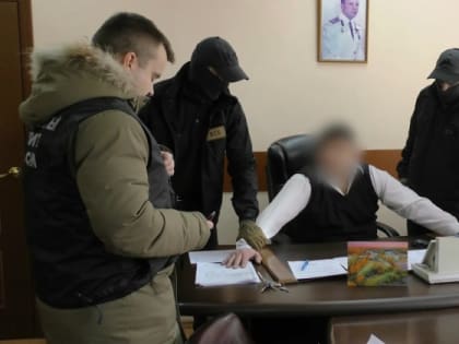 Руководитель Северо-Восточного управления Росавиации задержан в Магадане (Видео)