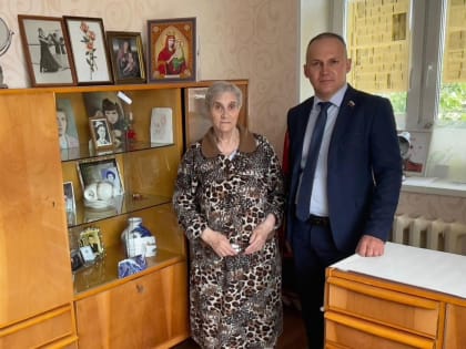 Депутаты  «Единой России» навещают ветеранов накануне Дня памяти и скорби