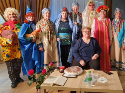 Состоялась очередная публичная лекция Е. М. Гоголевой «Пушкин – наше всё: прав ли Аполлон Григорьев?»