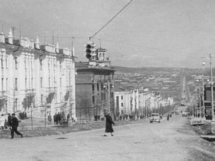 4 марта 1950 года газета «Советская Колыма», № 54, сообщает, что на Колыме имеется 130 клубов и 298 красных уголков