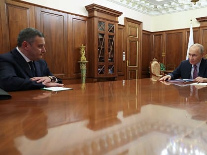 Губернатор Александр Смирнов досрочно сложил полномочия