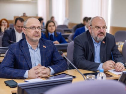 В Магадане состоялось заседание комитета Магаданской областной думы по социальной политике
