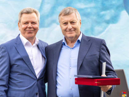 Сергей Абрамов поздравил с юбилеем Михаила Котова