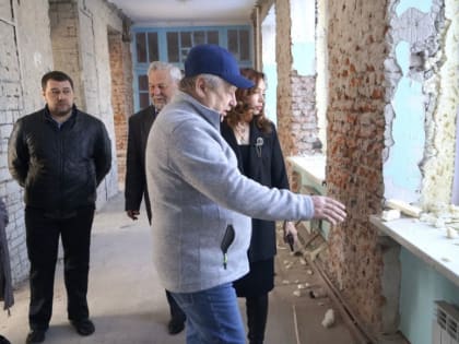 В Палатке продолжается ремонт школы по народной программе «Единой России»