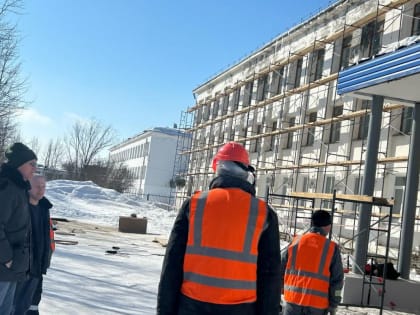 Капремонты школ, детсадов и техникумов: «Единая Россия» и Минпросвещения обсудили с регионами реализацию президентских программ