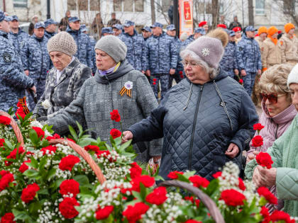 Магаданцы почтили память ветеранов Великой Отечественной войны и специальной военной операции