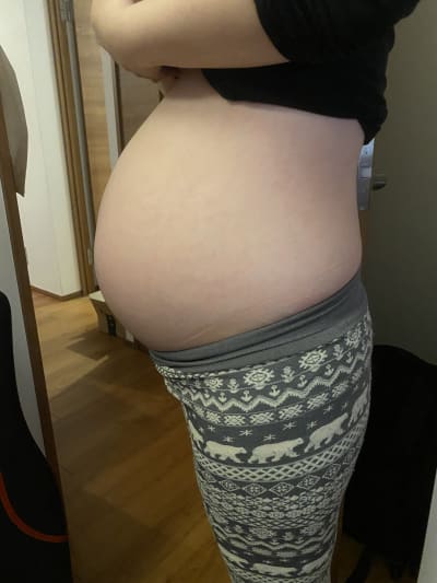 Mum's belly on 30th week