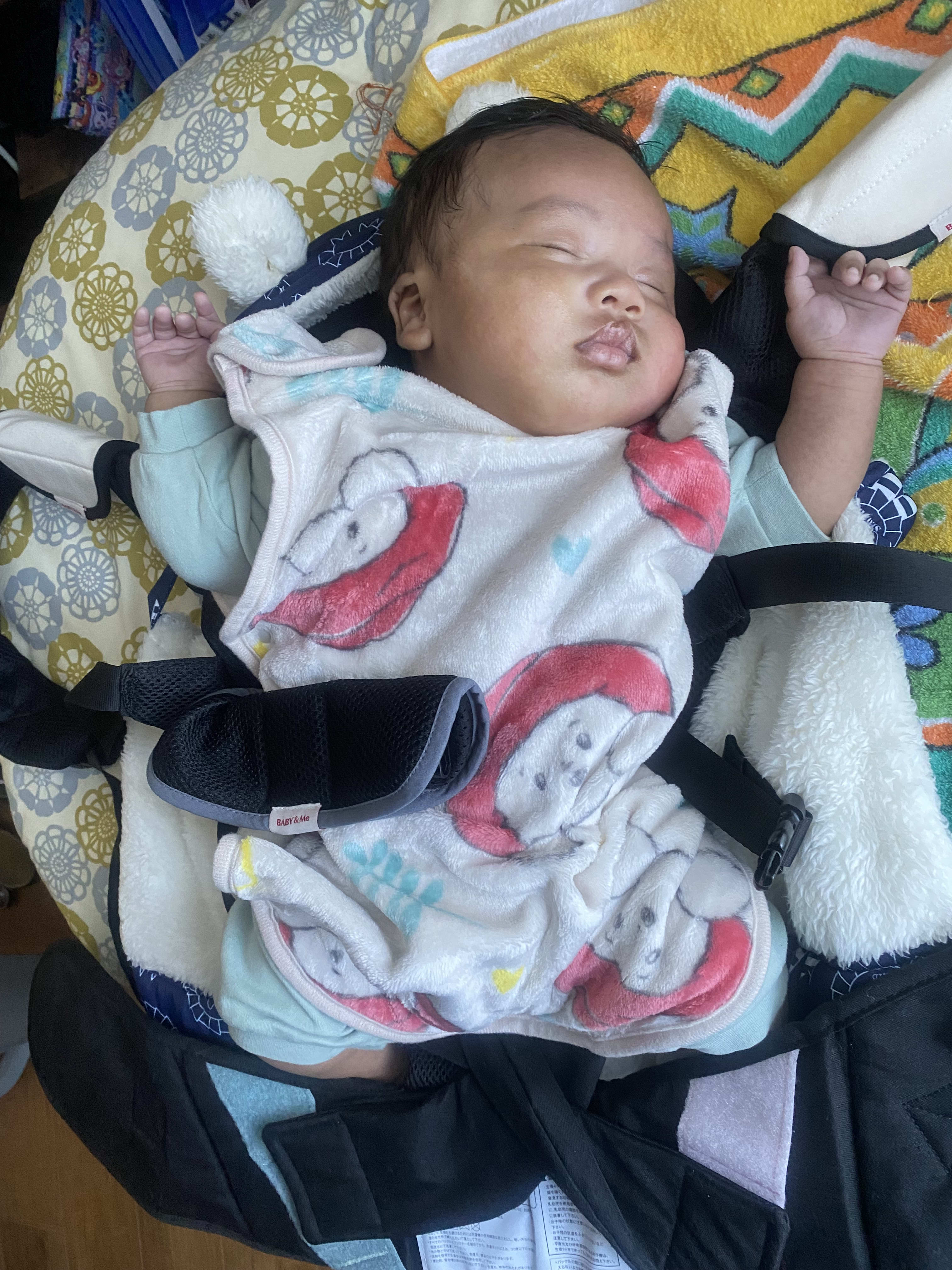 Too relaxed in the baby carrier