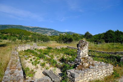 Vila e Lashtë Romake