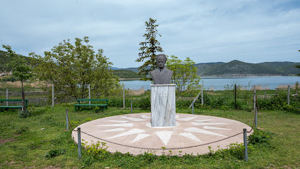 Monumenti i Sterjo Spasses