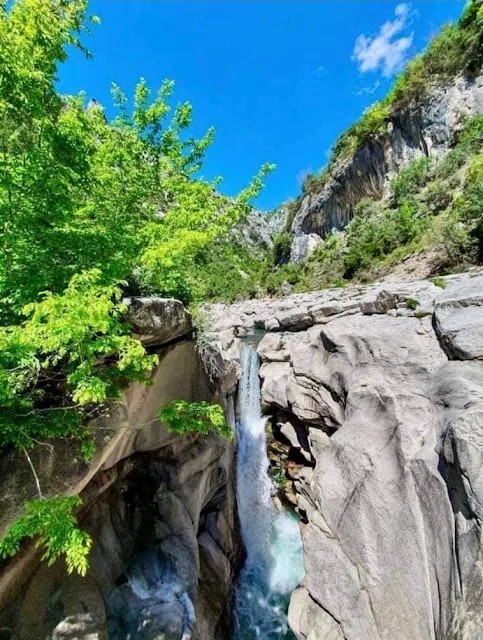 Ujëvara e Kanionit të Zi