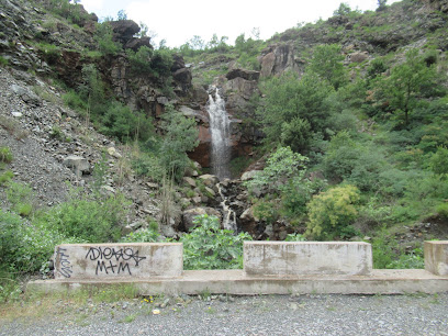 Ujëvarat Binjake të Karmës