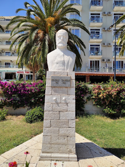 Monumenti i Hasan Tahsinit