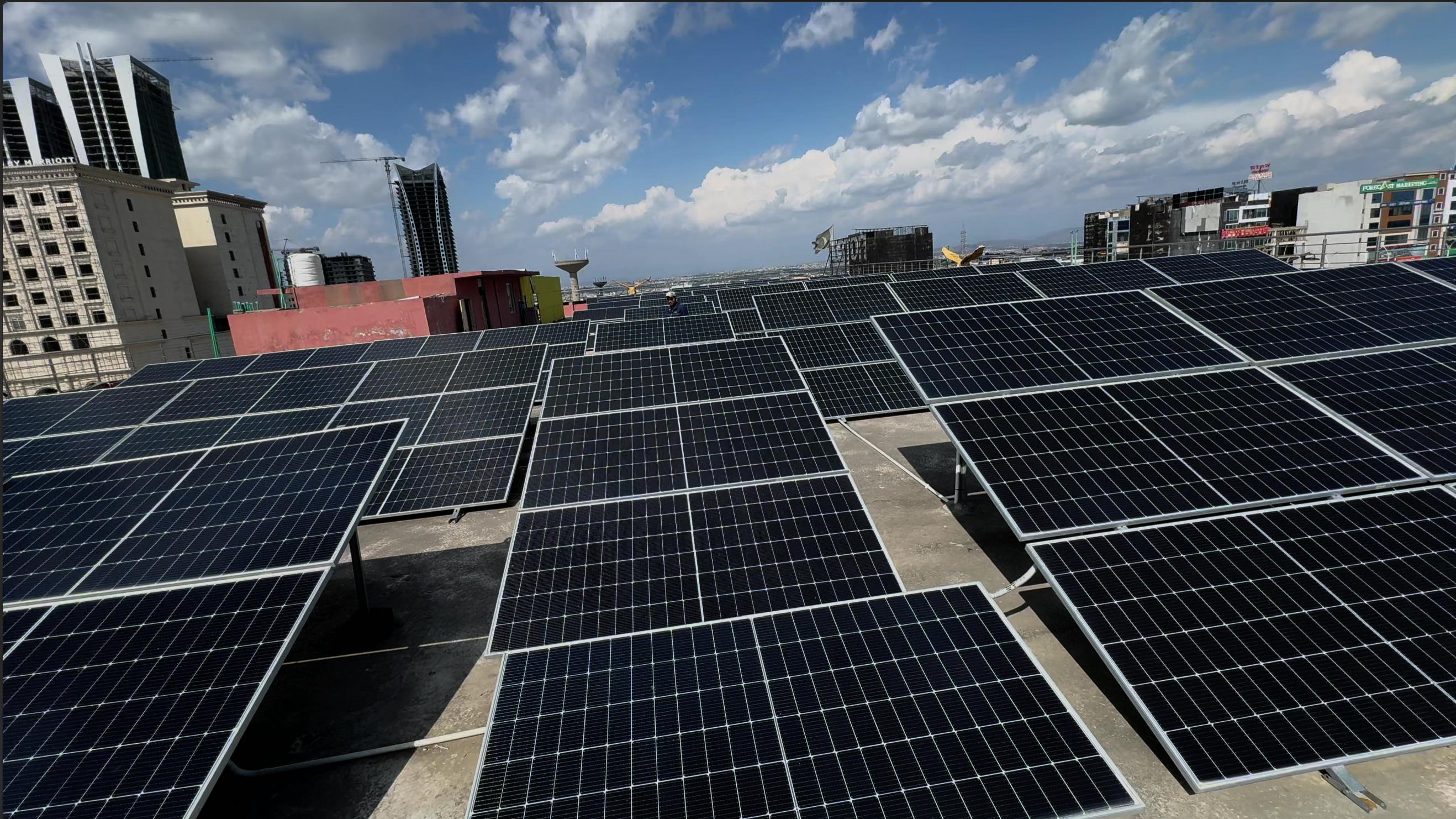 100 kw panels