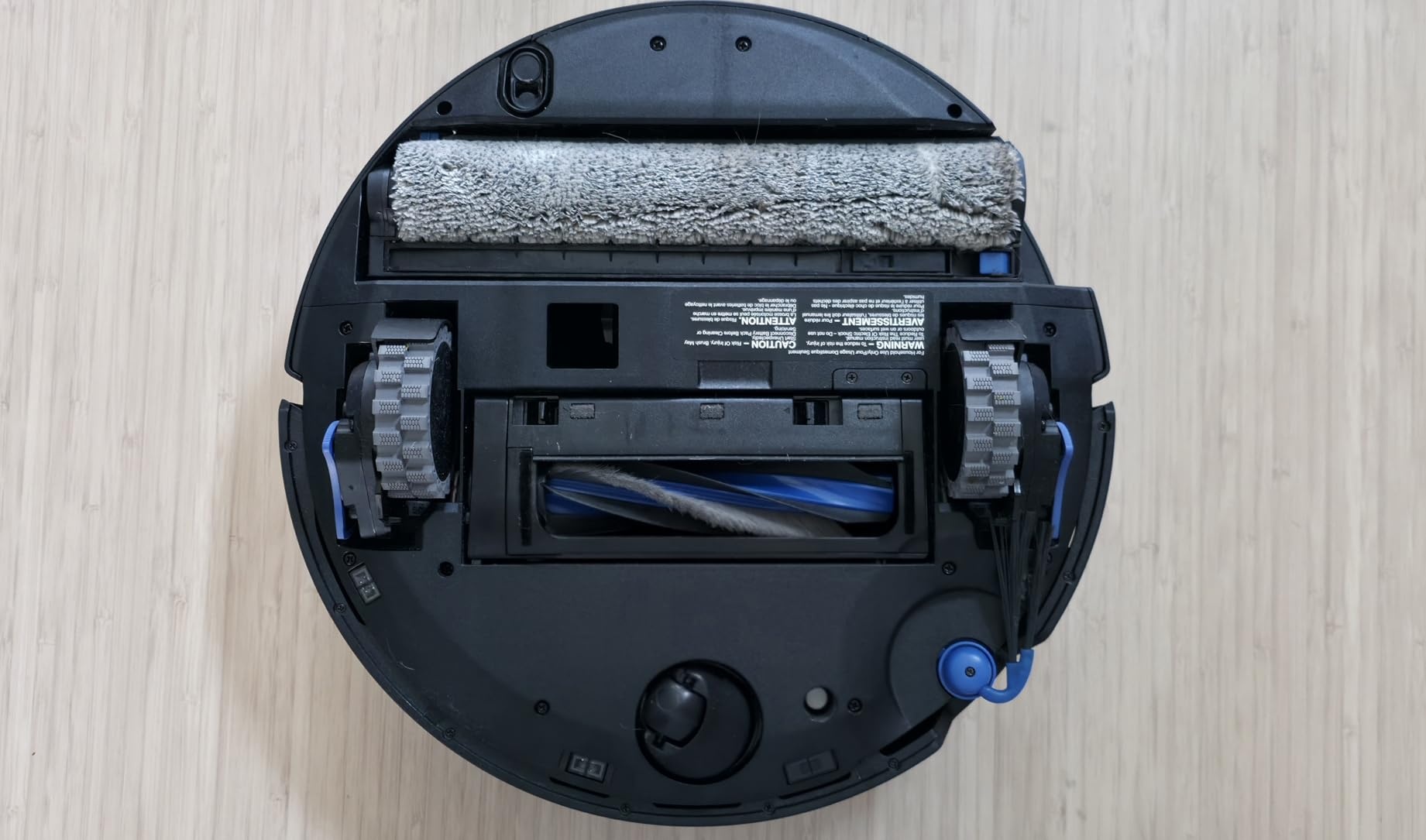 Ecovacs Deebot X12 bottom view