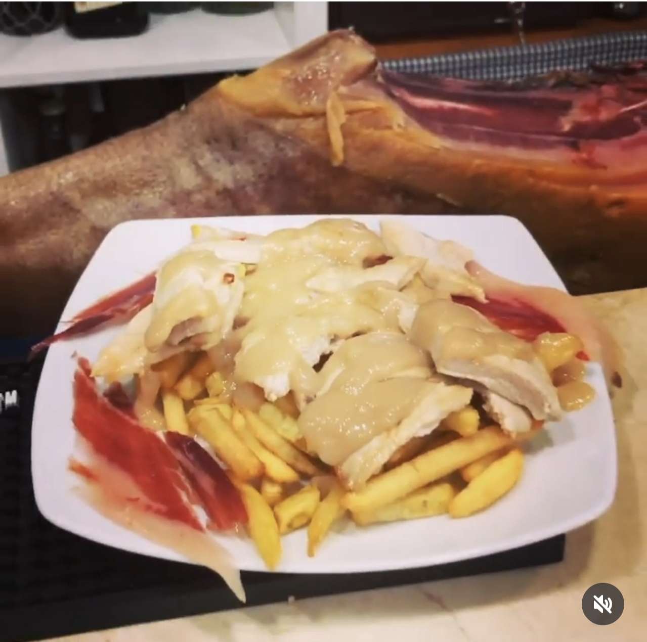 Tapa de pollo o lomo con salsa al whisky