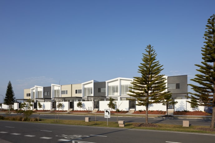 The Carlyle Terraces - 14 Coral Sea Drive, Pelican Waters