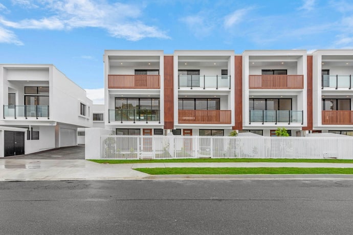 Diamond on Deviney - 14-18 Deviney Street, Morningside