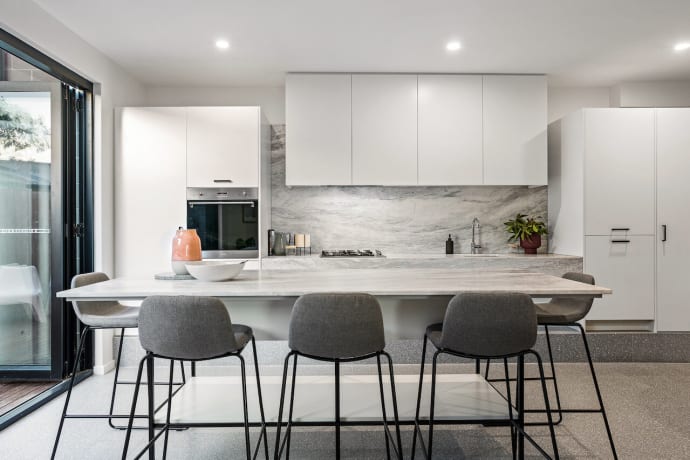 St Henri - Farnan Street, Northcote