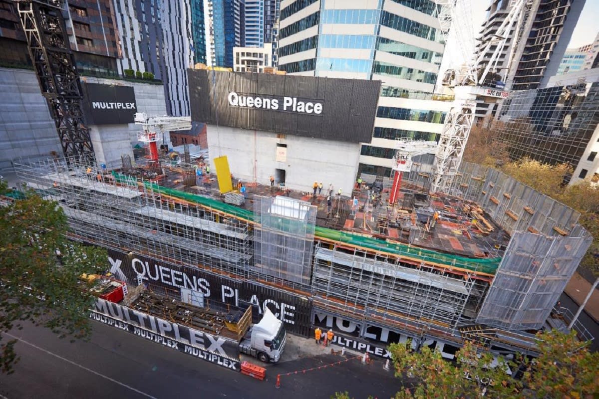 Queens Place core box is now above street level, late May 2019. Image by Queensplacemelbourne.com