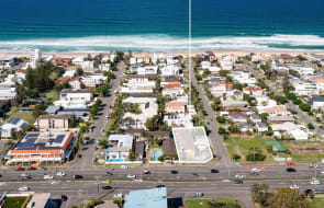 Developers descend on rare Mermaid Beach development site