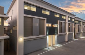 Urban’s tour of a completed Infinity Heathwood townhome