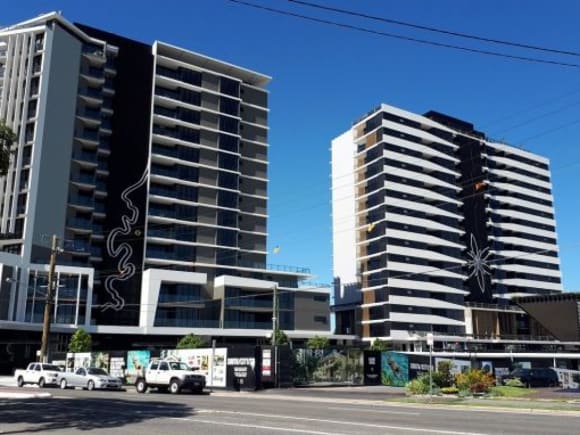 South City Square as of late 2017. Image: Aussie Bhoy / Skyscrapercity Brisbane's South City Square changes composition