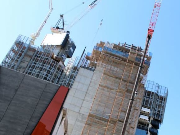 Marco Melbourne looking less precarious than in recent times A new record: Urban.com.au's October 2015 crane count